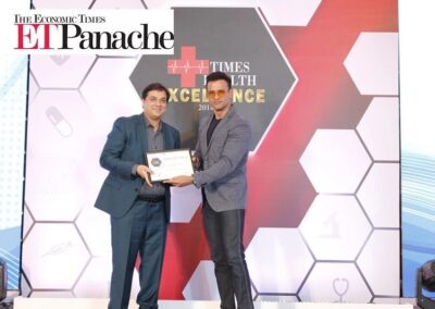 Dr Viral Desai with Ronit Roy